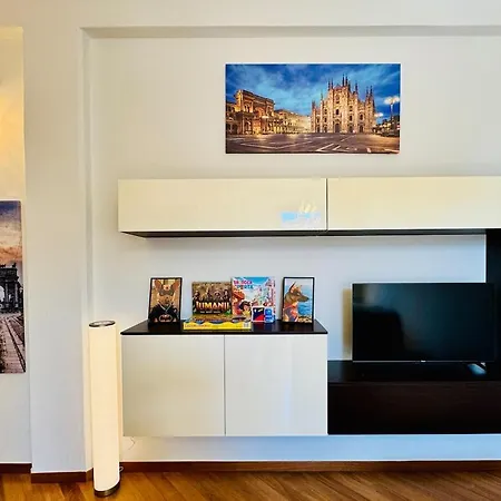 Casa Di Leon Universita Bicocca Garage Privato E Metro M5 Appartement *