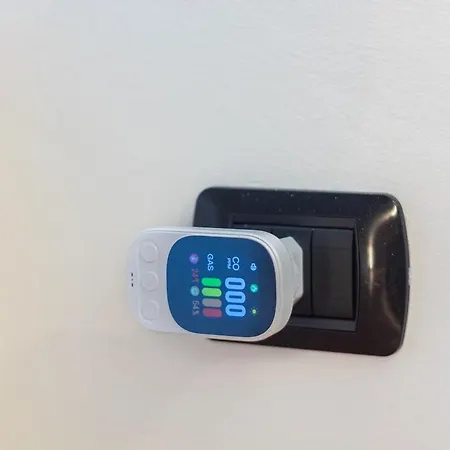 Casa Di Leon Universita Bicocca Garage Privato E Metro M5 * Milaan